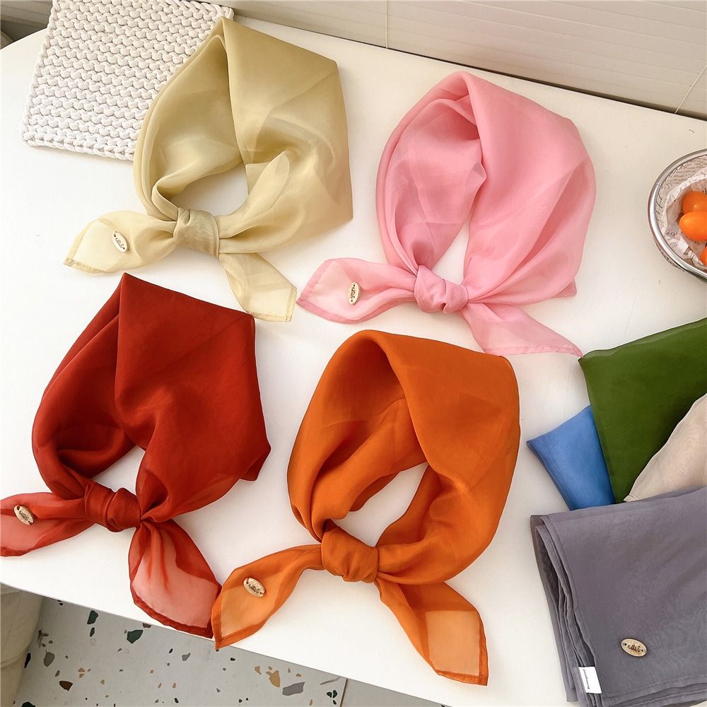 Lenço Quadrado Pequeno Retrô d - Scarf Silk Square avaliação e preço