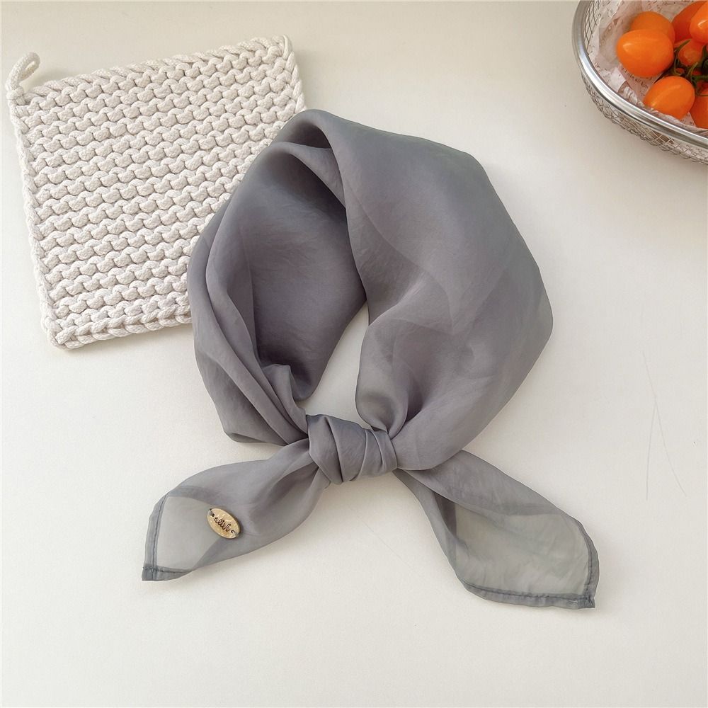 Lenço Quadrado Pequeno Retrô d - Scarf Silk Square avaliação e preço