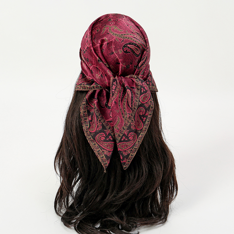 Lenço de seda de luxo 70*70cm  - Scarf Silk Square avaliação e preço